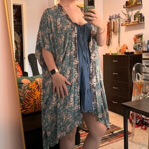 LOFT - Floral Paisley Kimono